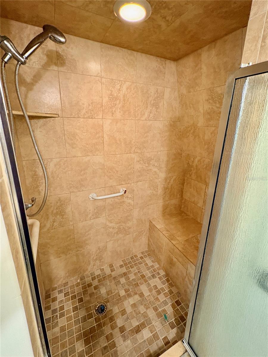 CEDAR DUNES CONDO PH 01-05 - Residential Lease