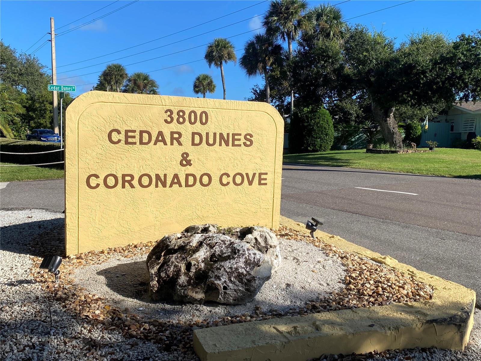 CEDAR DUNES CONDO PH 01-05 - Residential Lease