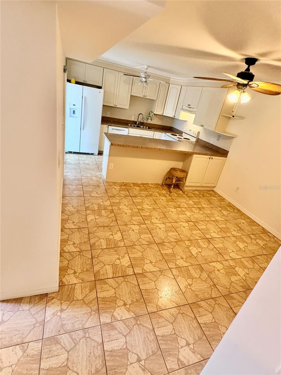 CEDAR DUNES CONDO PH 01-05 - Residential Lease