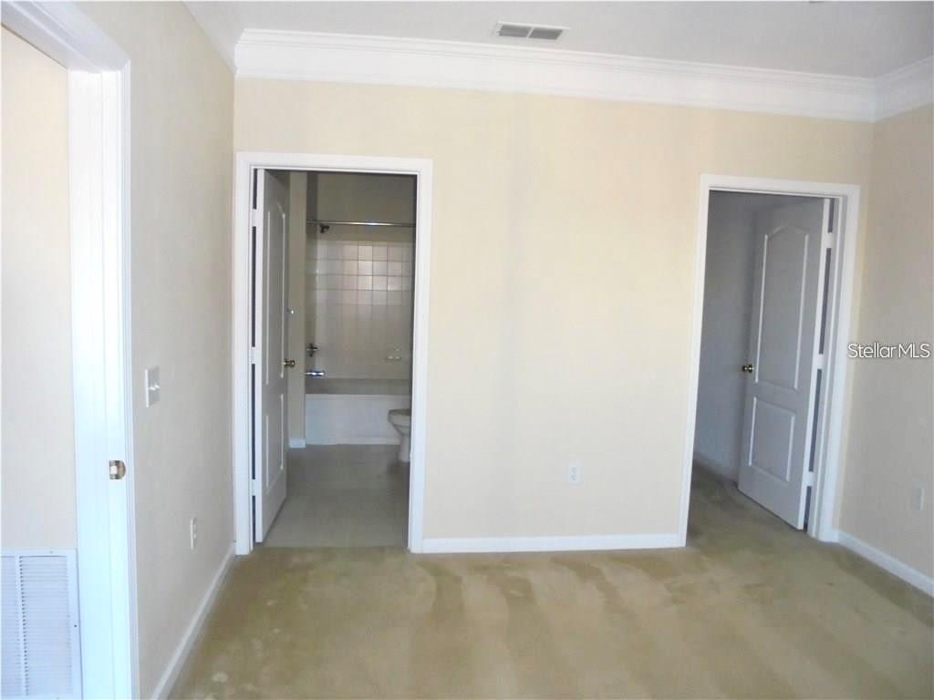 VILLAS CONDO - Residential Lease