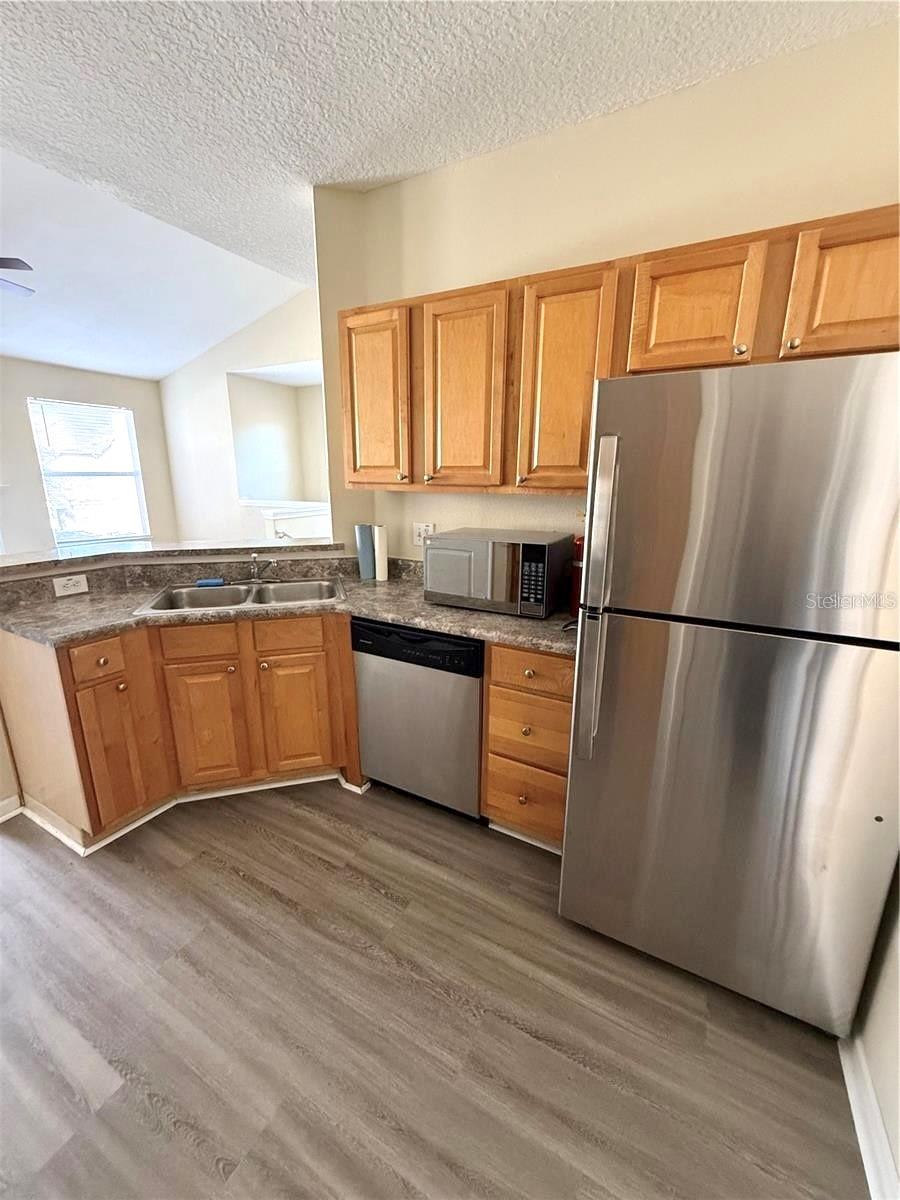 VILLAS CONDO - Residential Lease