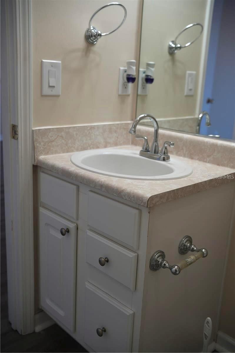 VILLAS CONDO - Residential Lease
