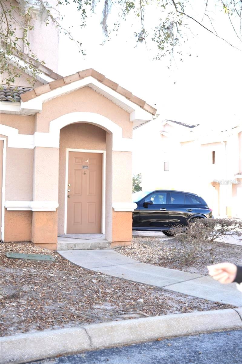 VILLAS CONDO - Residential Lease