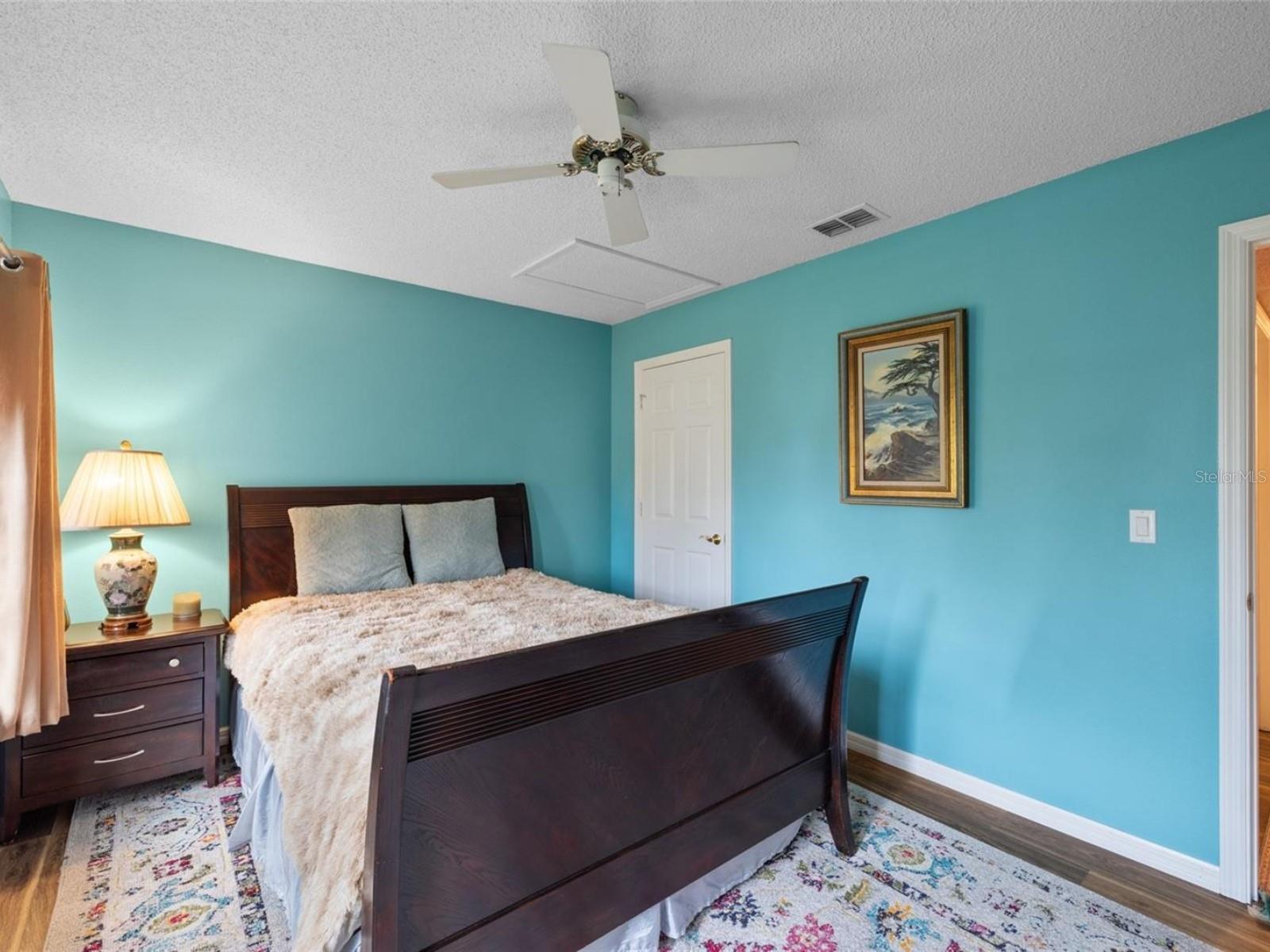HUNTERS GROVE - Residential