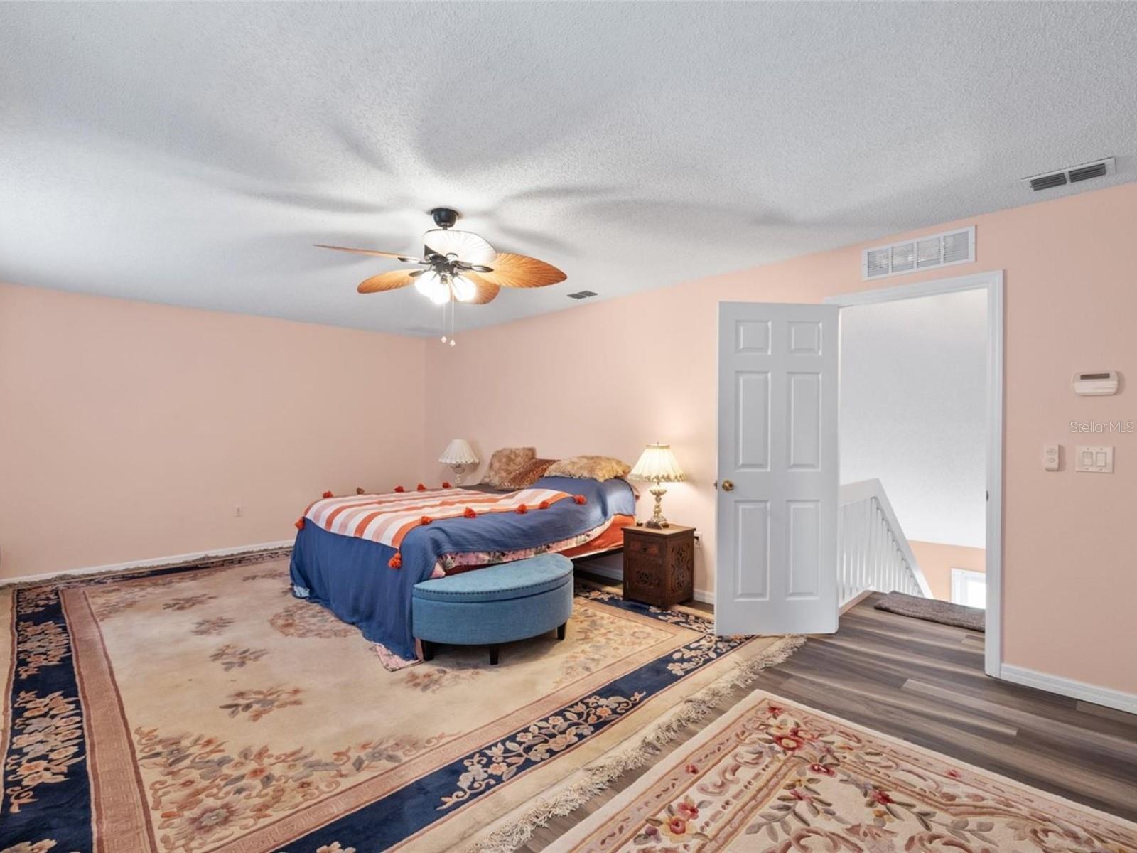 HUNTERS GROVE - Residential