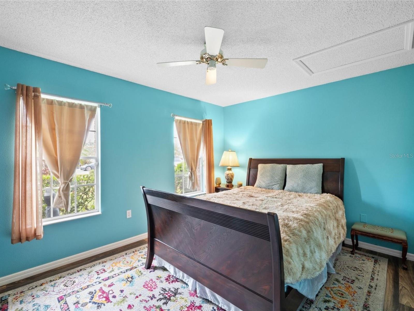 HUNTERS GROVE - Residential