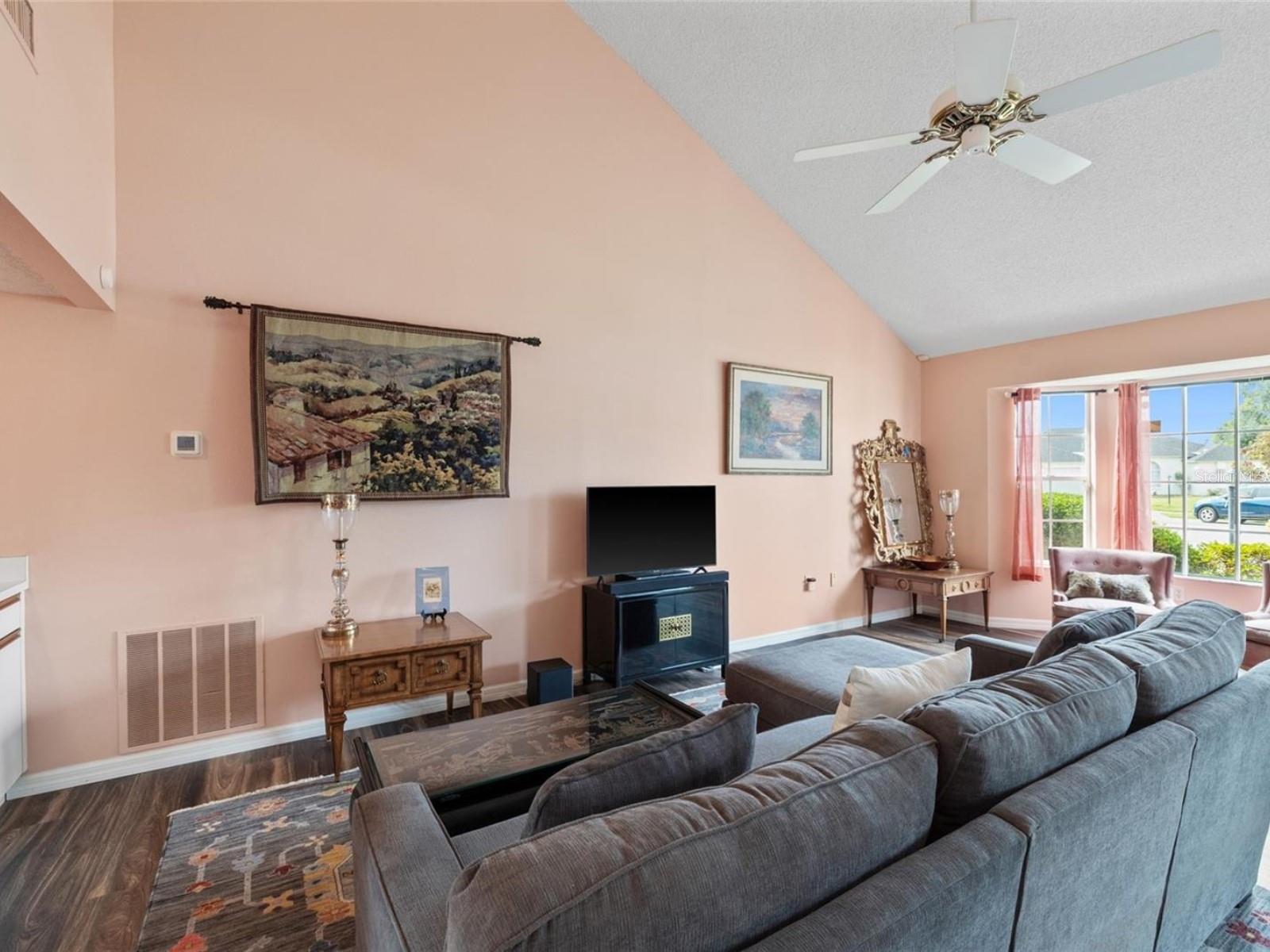 HUNTERS GROVE - Residential