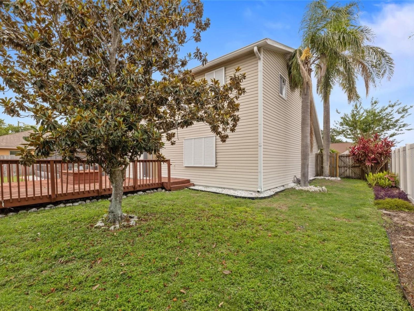 HUNTERS GROVE - Residential