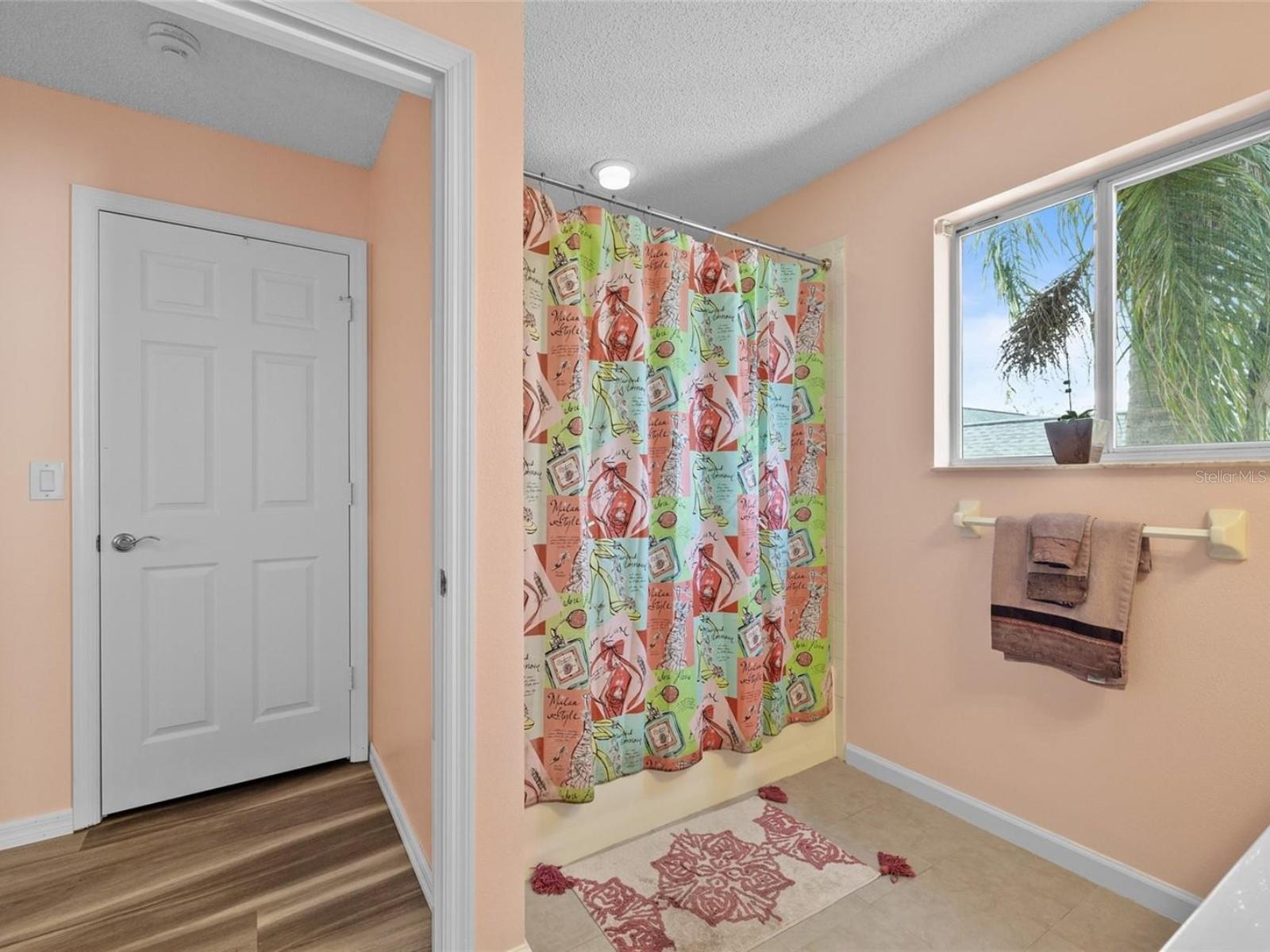 HUNTERS GROVE - Residential
