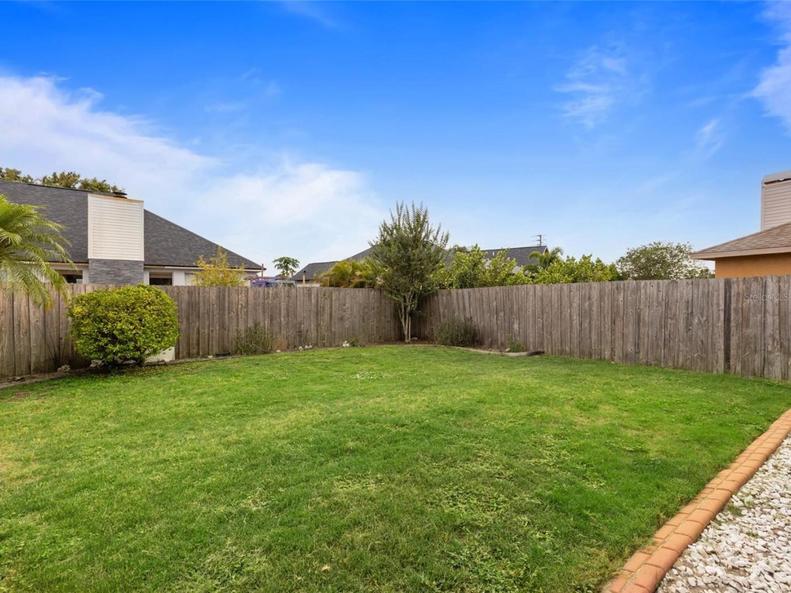 HUNTERS GROVE - Residential
