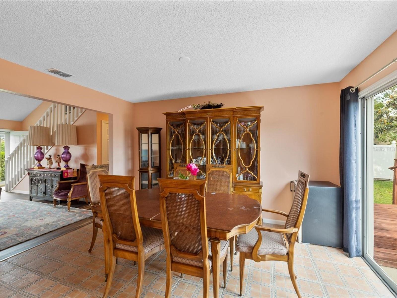 HUNTERS GROVE - Residential
