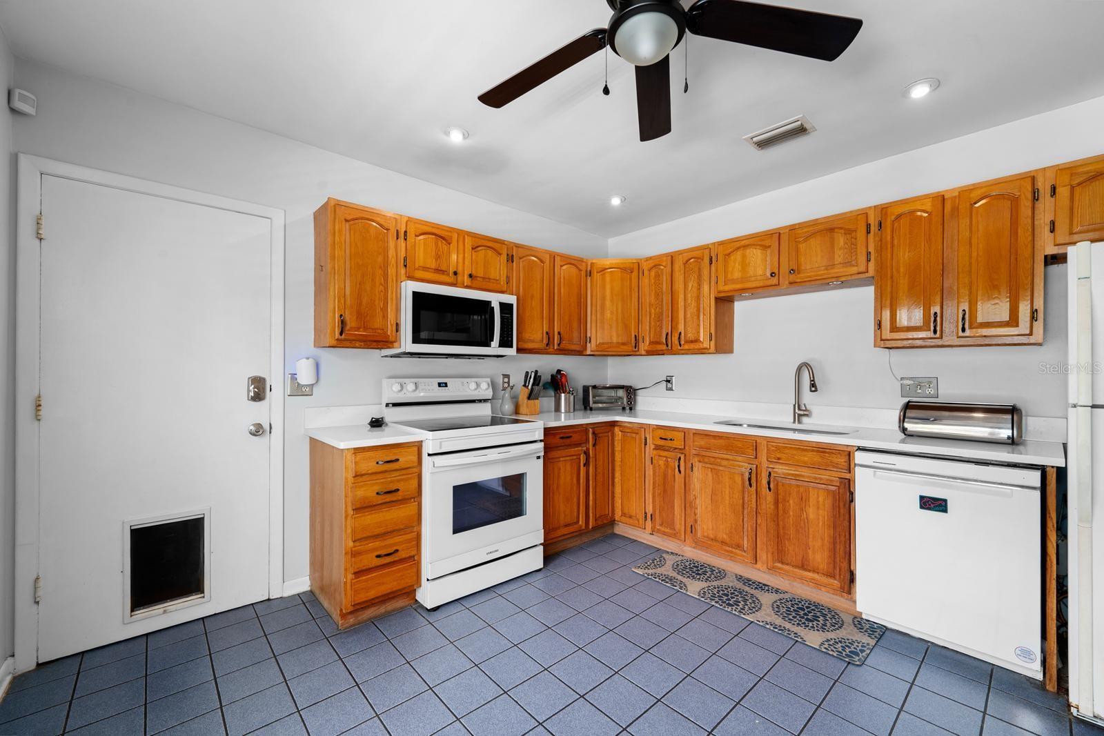 BLOOMINGDALE SECTION C UNIT 3 - Residential