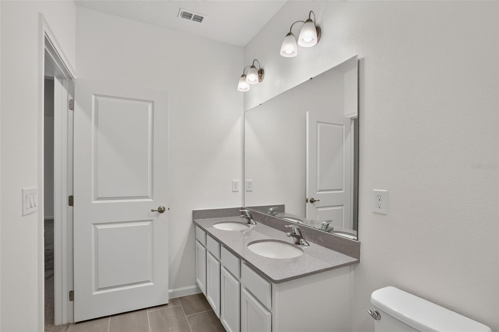 WATERSONG PH 2 - Residential