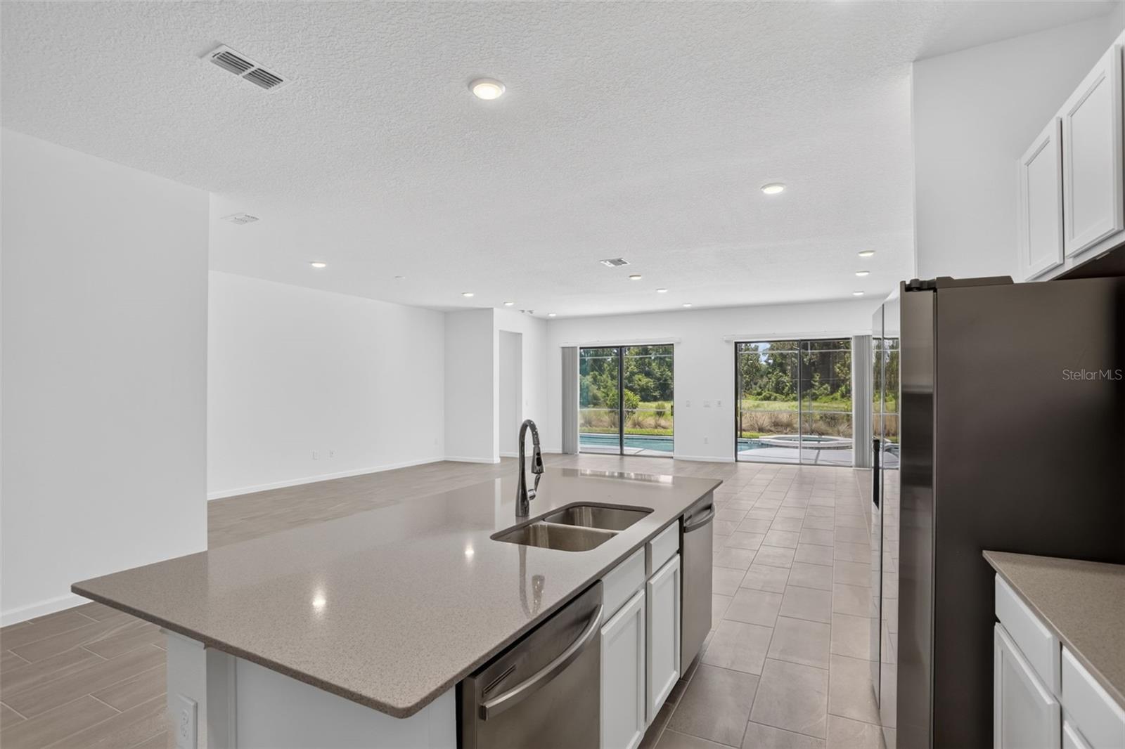 WATERSONG PH 2 - Residential