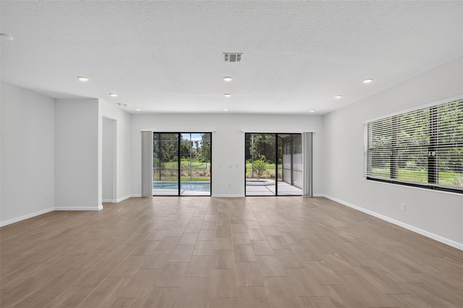 WATERSONG PH 2 - Residential