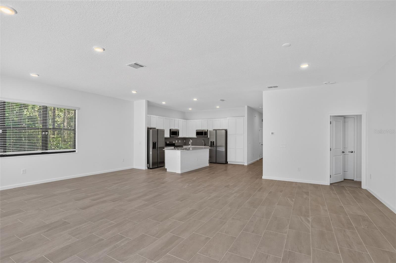 WATERSONG PH 2 - Residential