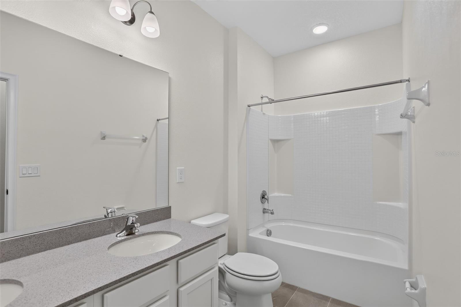 WATERSONG PH 2 - Residential