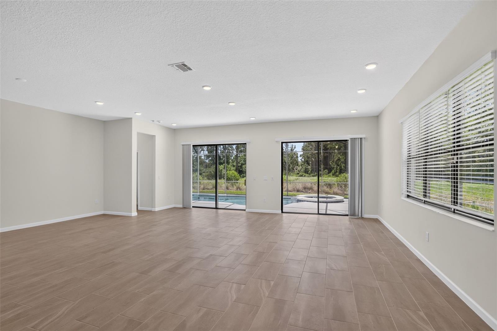 WATERSONG PH 2 - Residential
