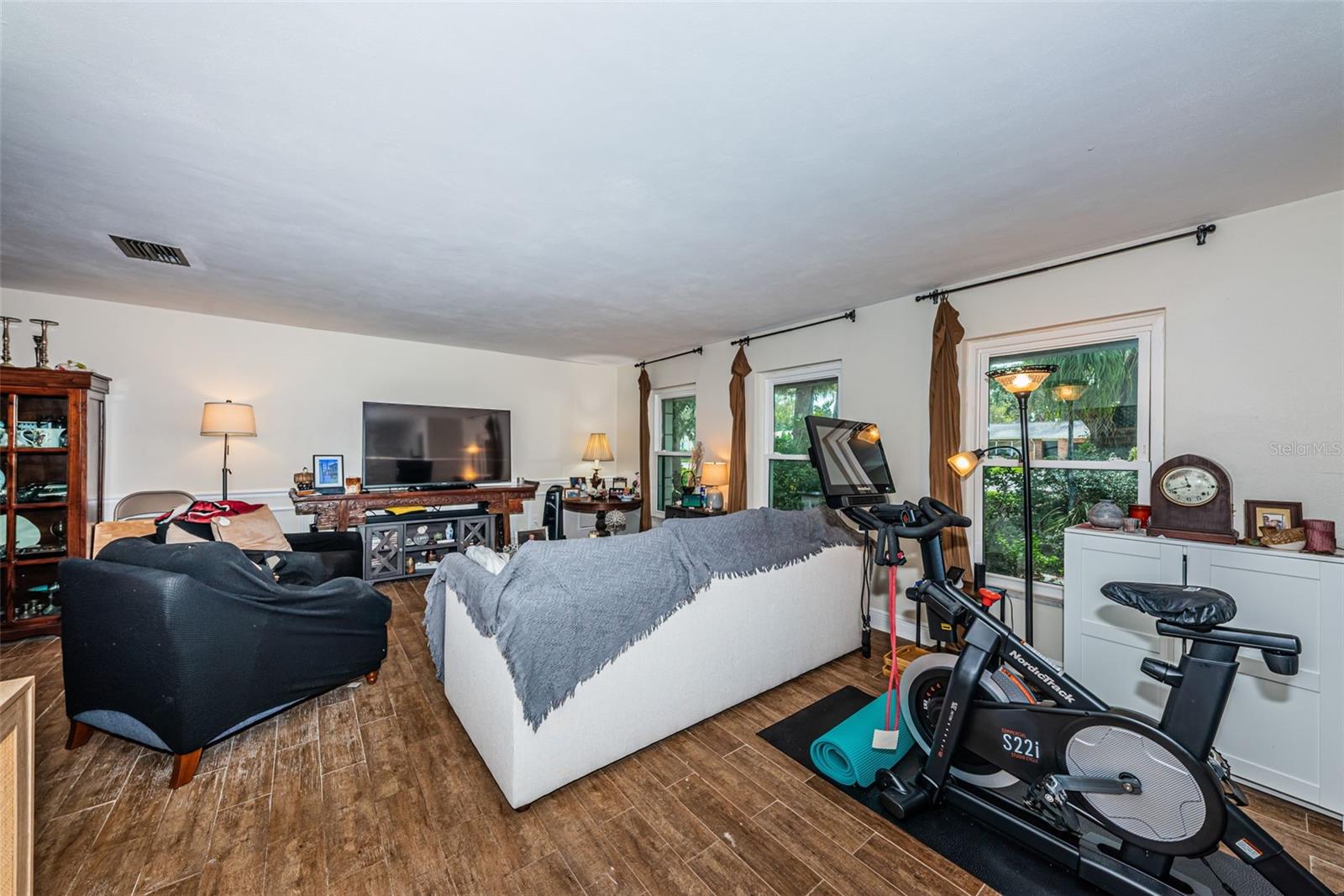 SHORE ACRES PT REP OF 2ND REP OF VENICE SE - Residential