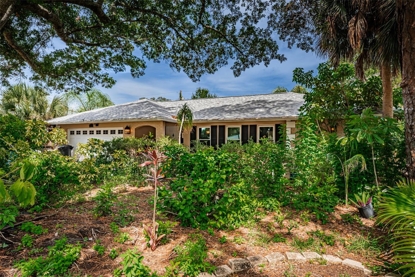 SHORE ACRES PT REP OF 2ND REP OF VENICE SE - Residential