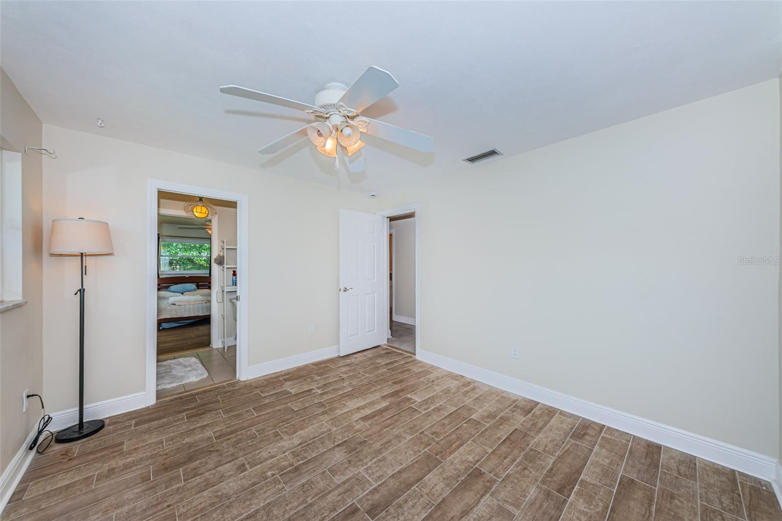 SHORE ACRES PT REP OF 2ND REP OF VENICE SE - Residential