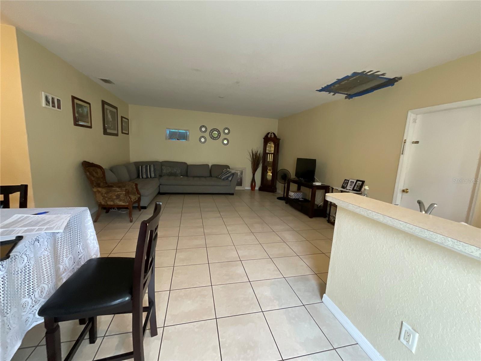 OAK VIEW - Residential