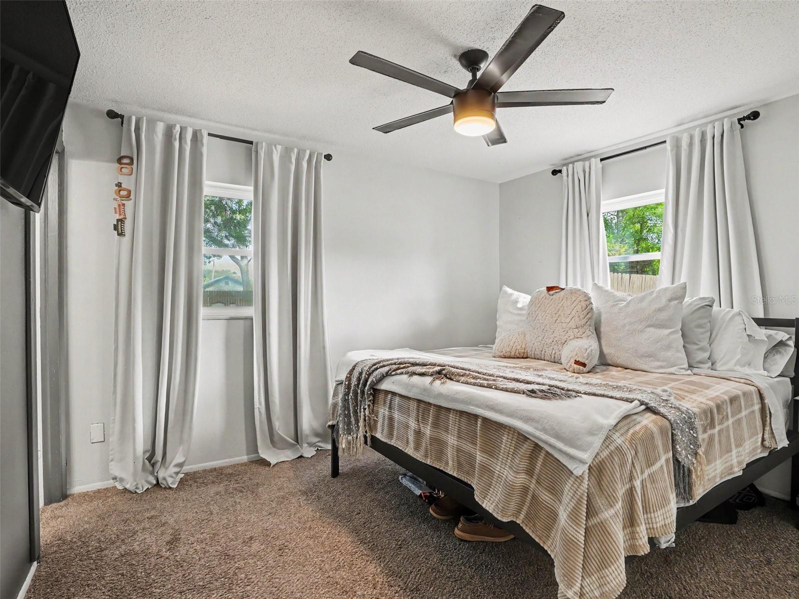 LAKE PARKER MANOR UNIT 1 - Residential