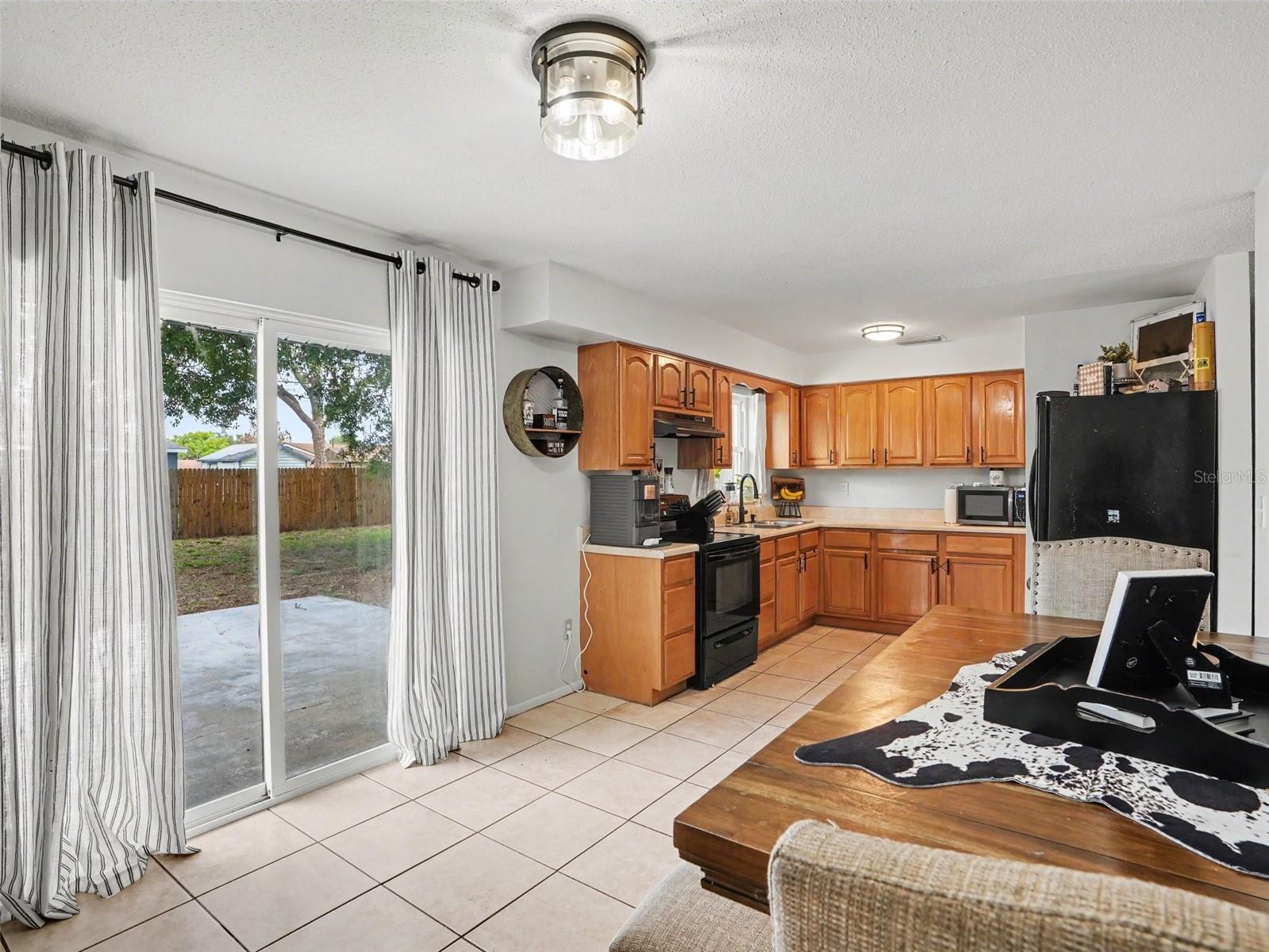 LAKE PARKER MANOR UNIT 1 - Residential