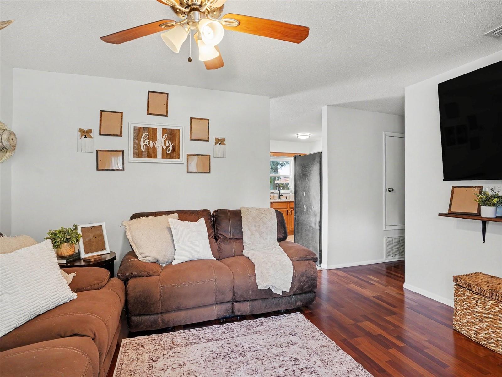 LAKE PARKER MANOR UNIT 1 - Residential