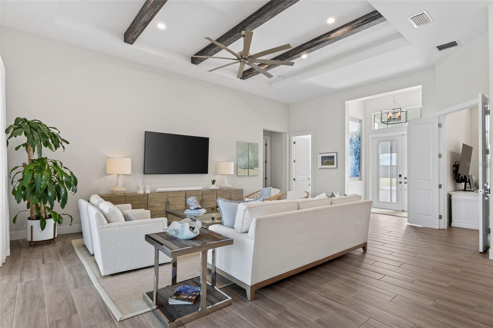 ISLES AT LAKEWOOD RANCH - Residential