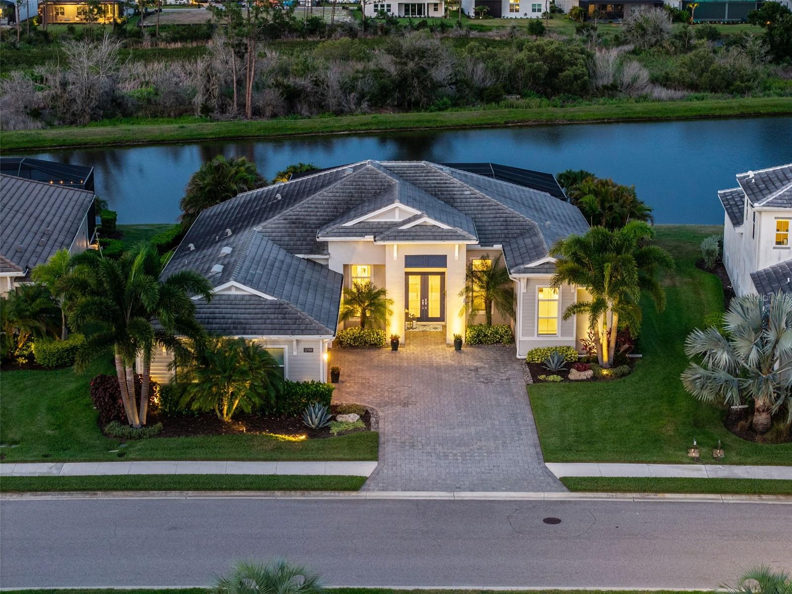 ISLES AT LAKEWOOD RANCH - Residential