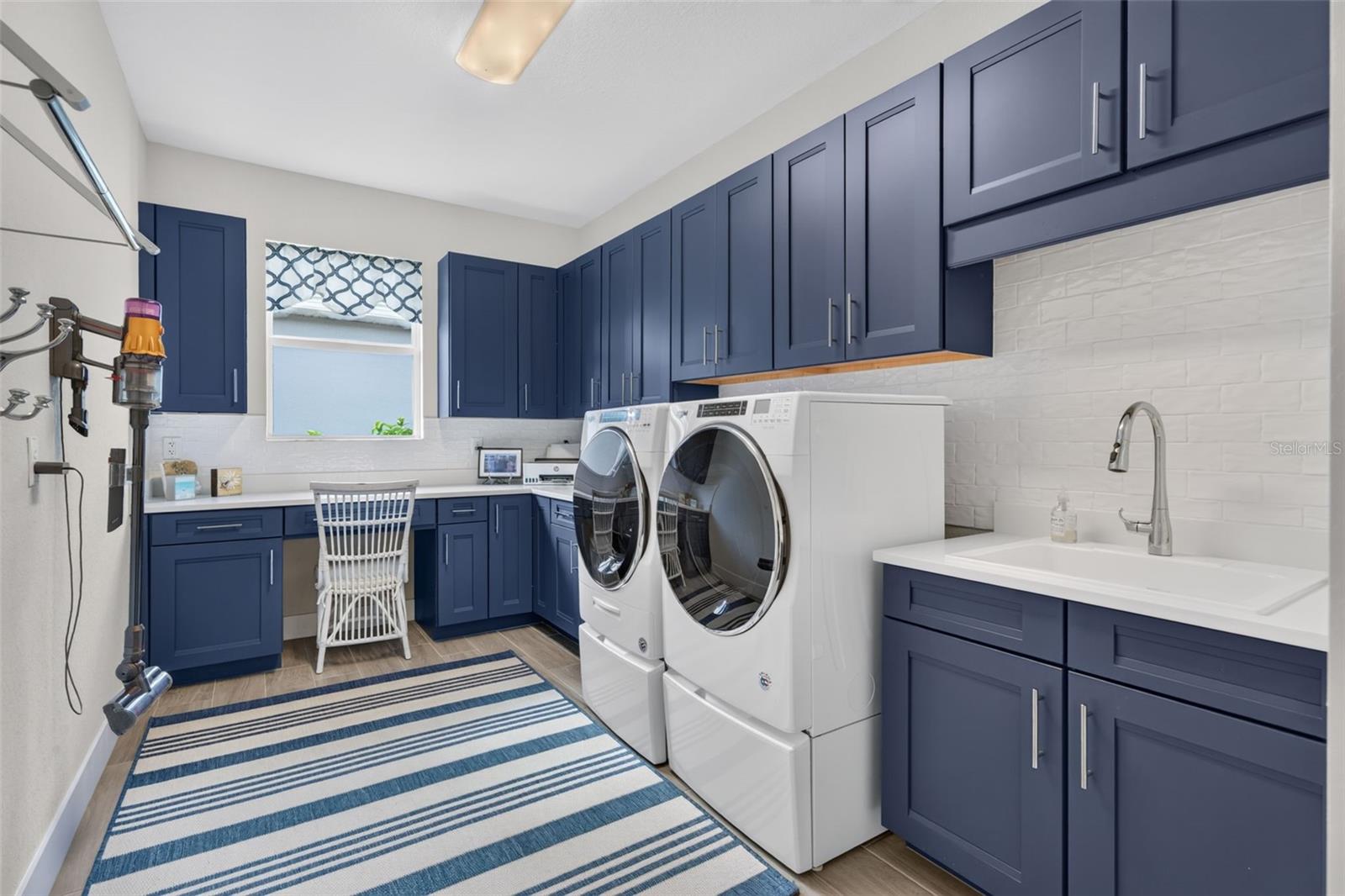 ISLES AT LAKEWOOD RANCH - Residential