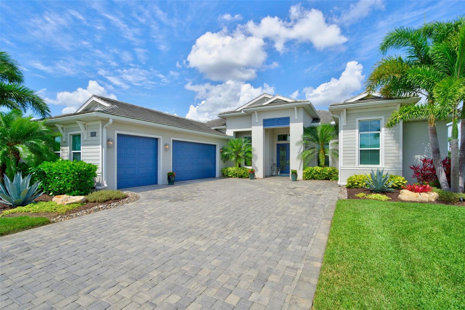 ISLES AT LAKEWOOD RANCH - Residential