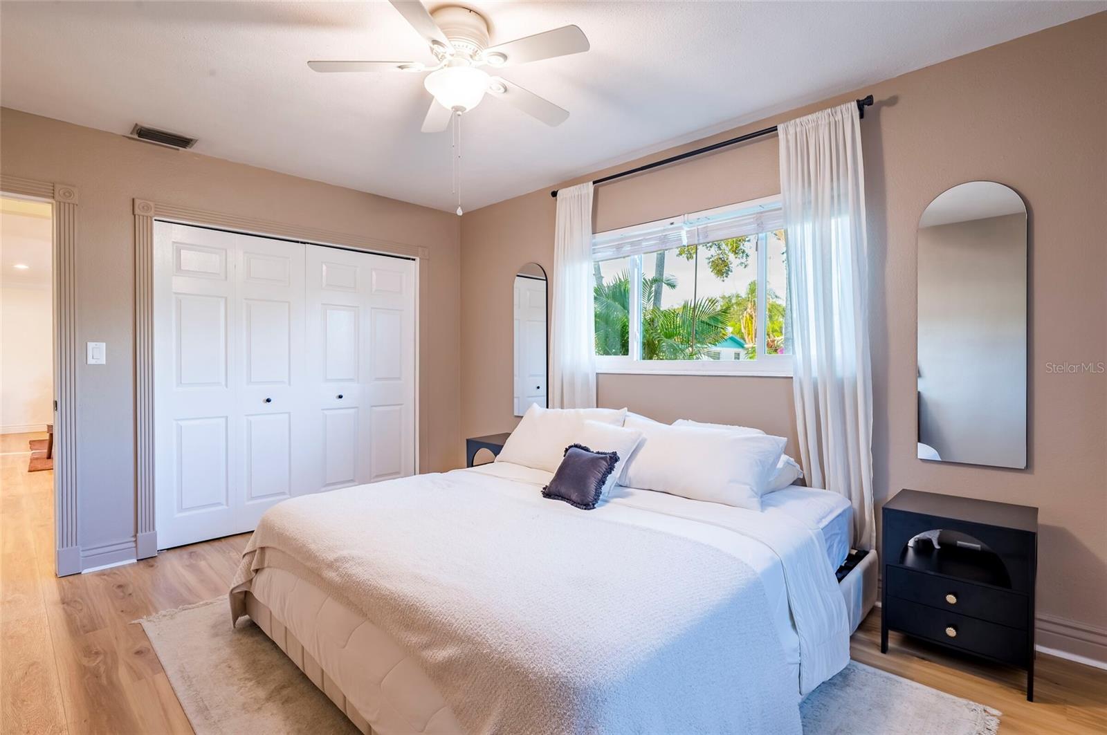 TROPIC HILLS - Residential