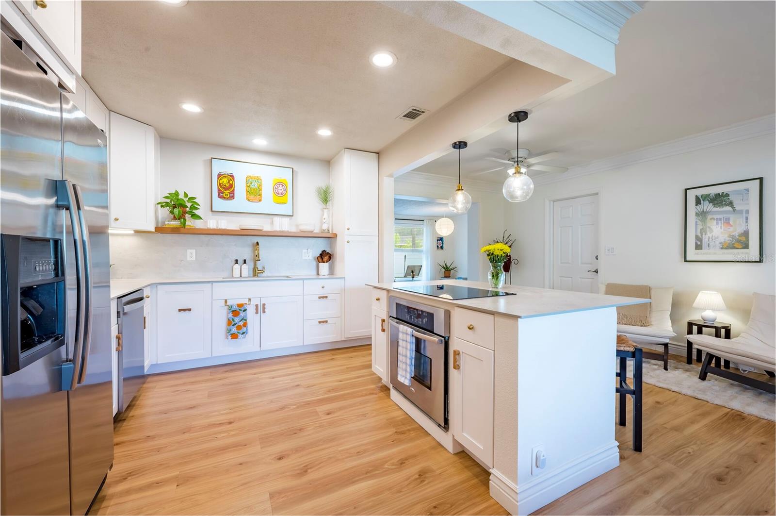 TROPIC HILLS - Residential