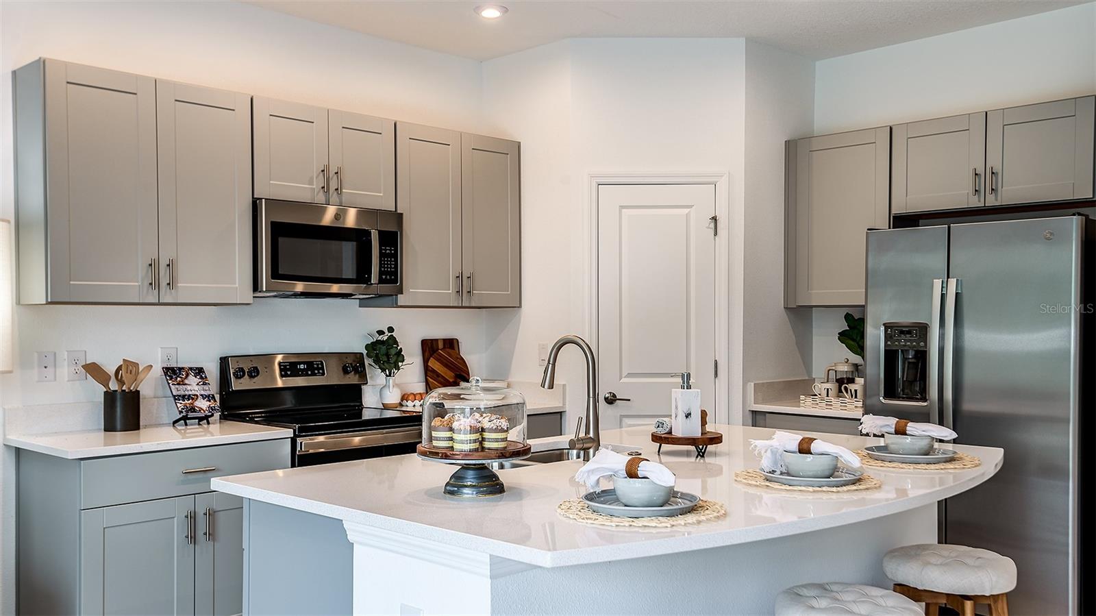 SKYE RANCH NBRHD TWO TWNHMS - Residential