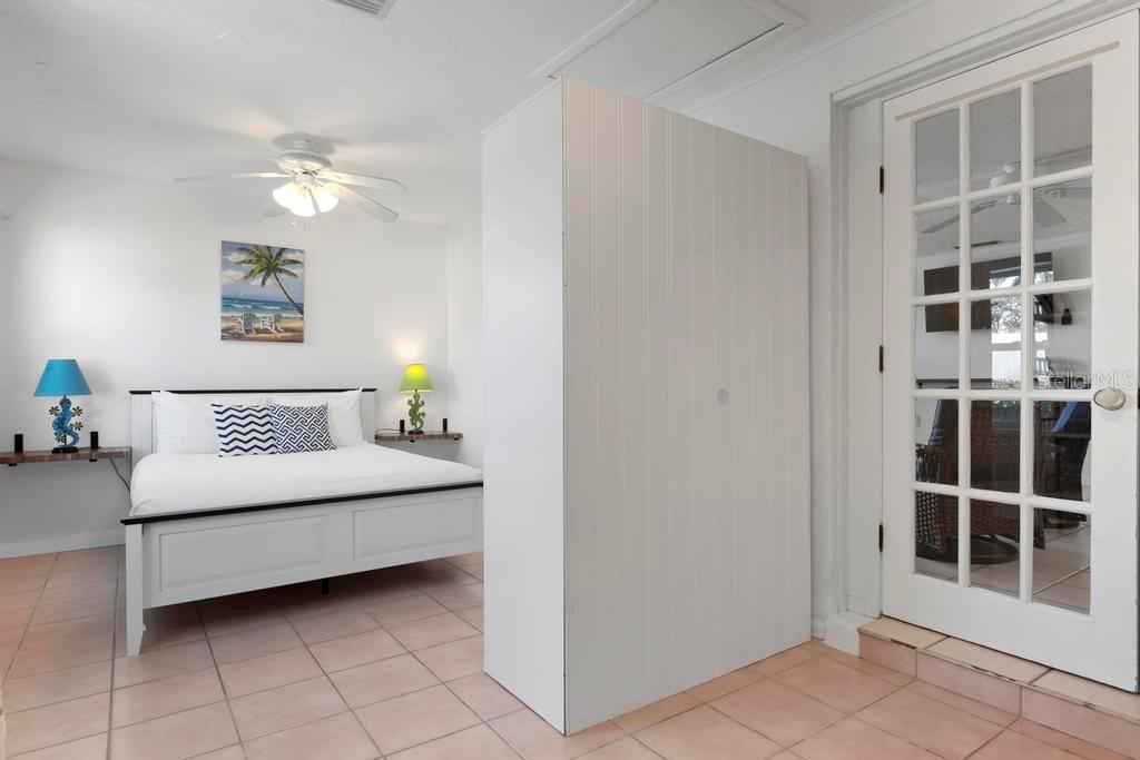 HOLMES BEACH 17TH UNIT - Residential Income