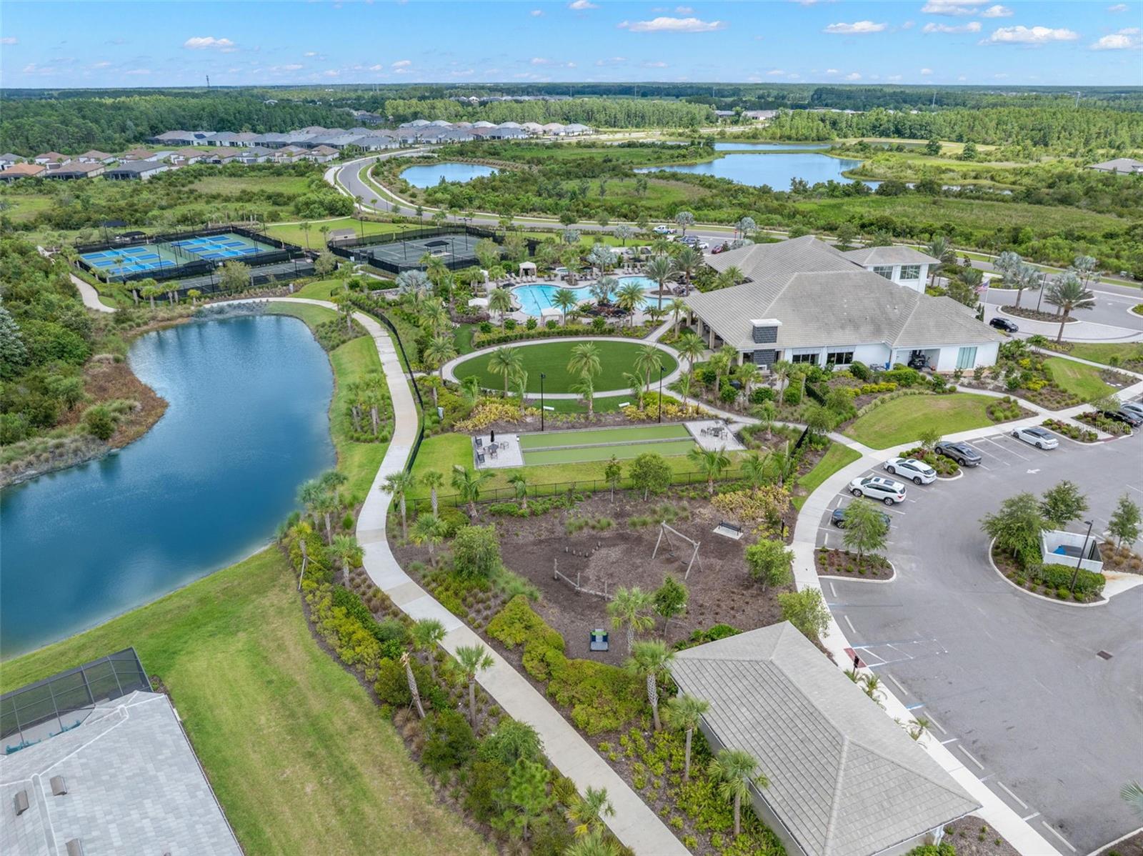 ESPLANADE/WIREGRASS RANCH PH - Residential