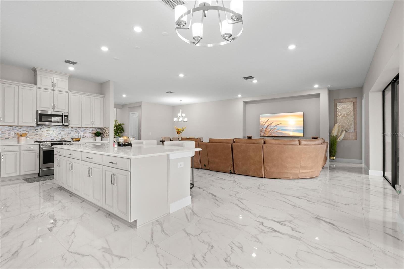 ESPLANADE/WIREGRASS RANCH PH - Residential