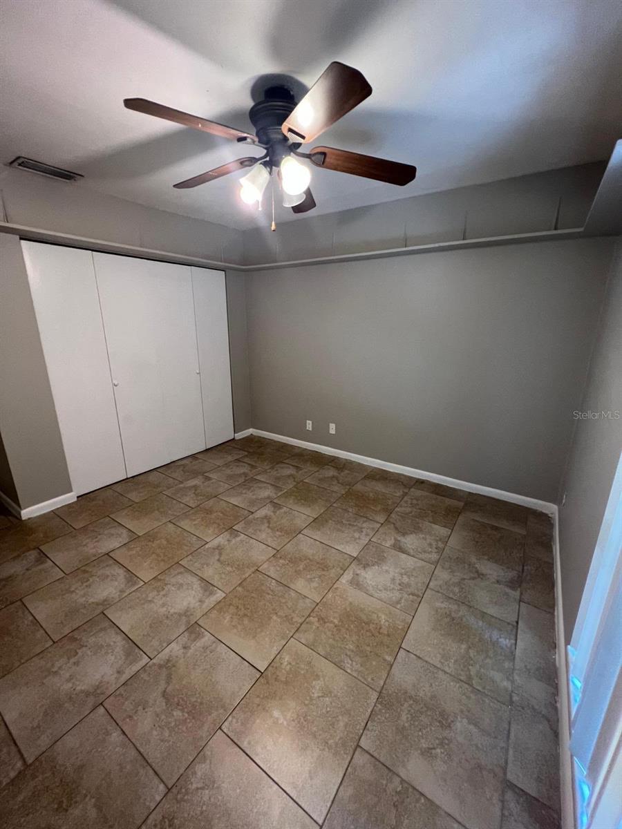 LEMON TREE CONDO SEC 01 - Residential Lease