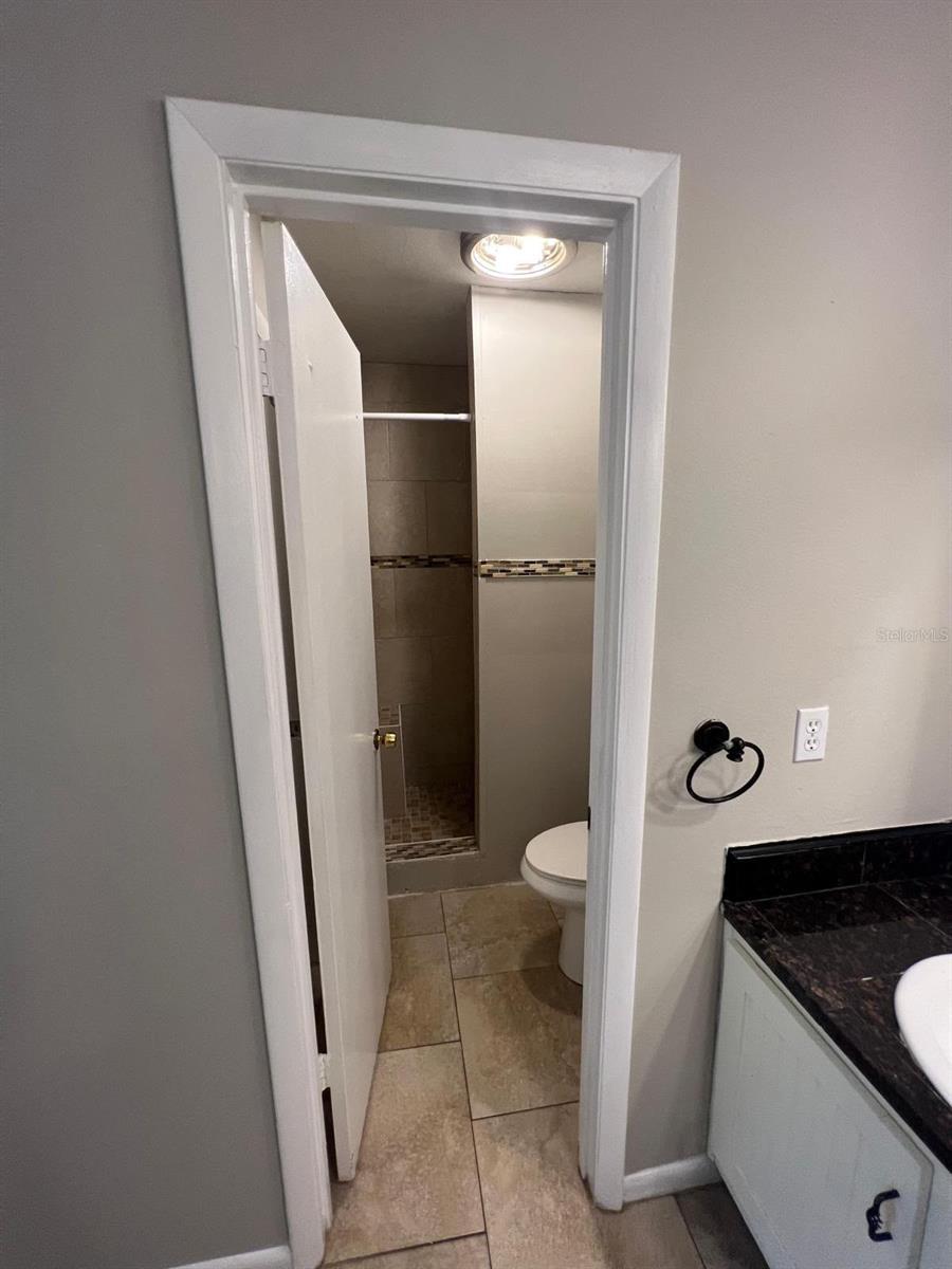 LEMON TREE CONDO SEC 01 - Residential Lease