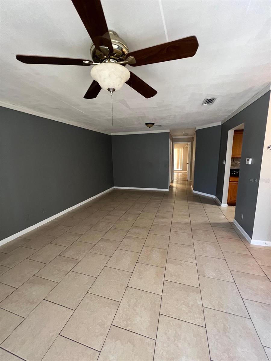 LEMON TREE CONDO SEC 01 - Residential Lease
