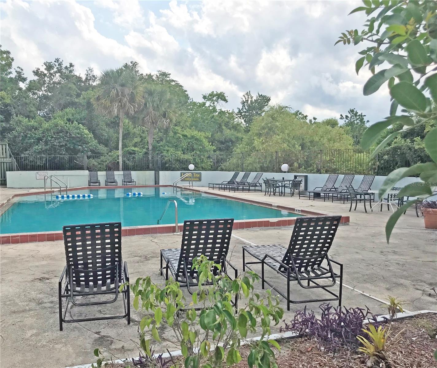 LEMON TREE CONDO SEC 01 - Residential Lease