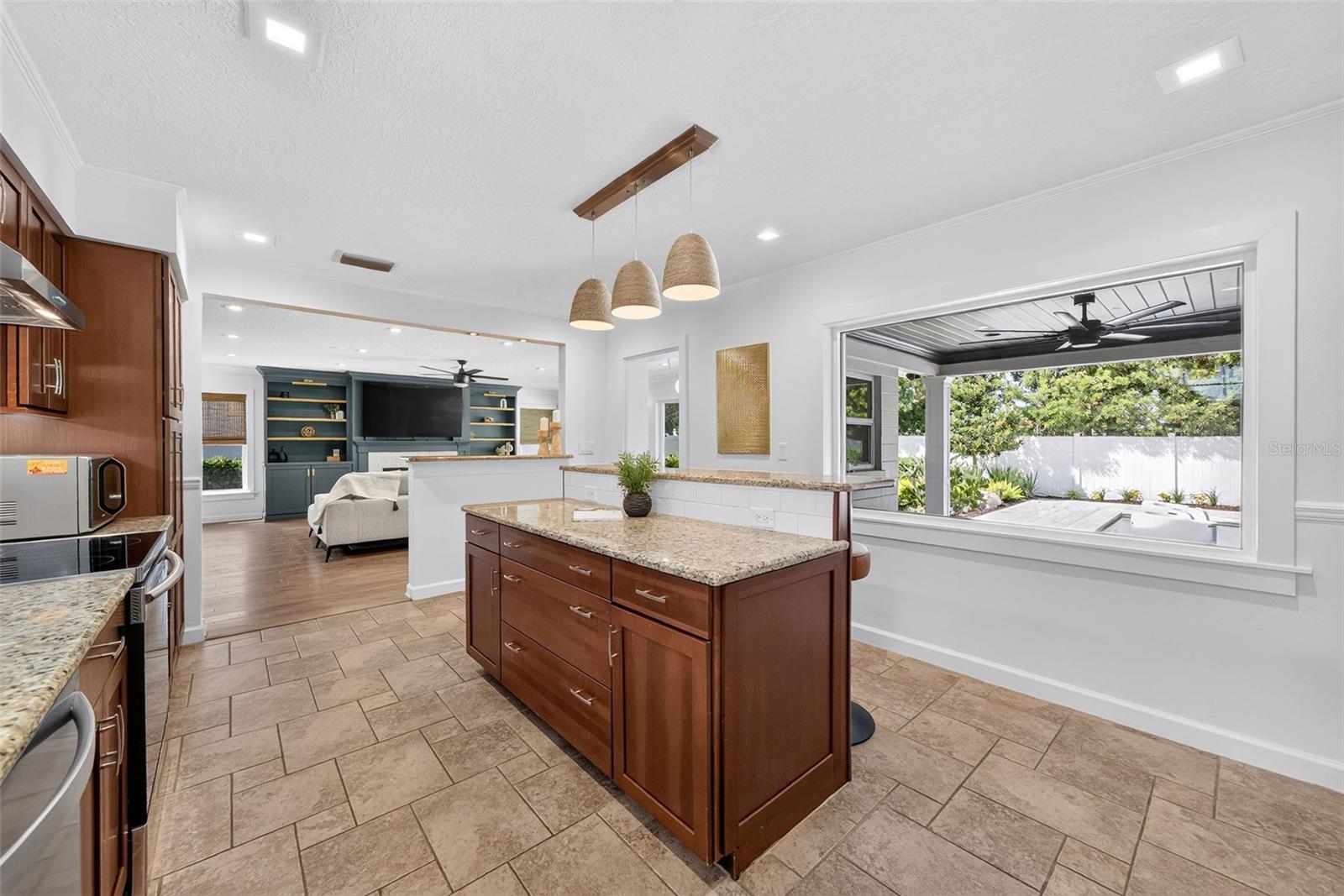 OAKLAND SHORES 1ST ADD - Residential