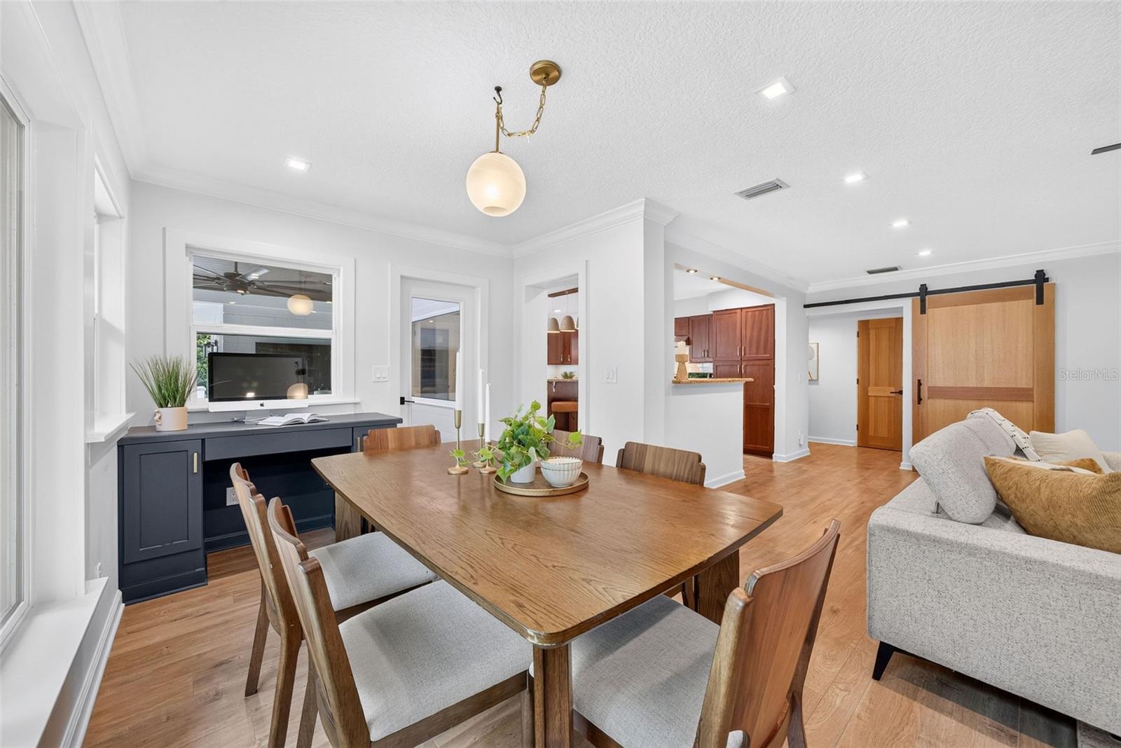 OAKLAND SHORES 1ST ADD - Residential