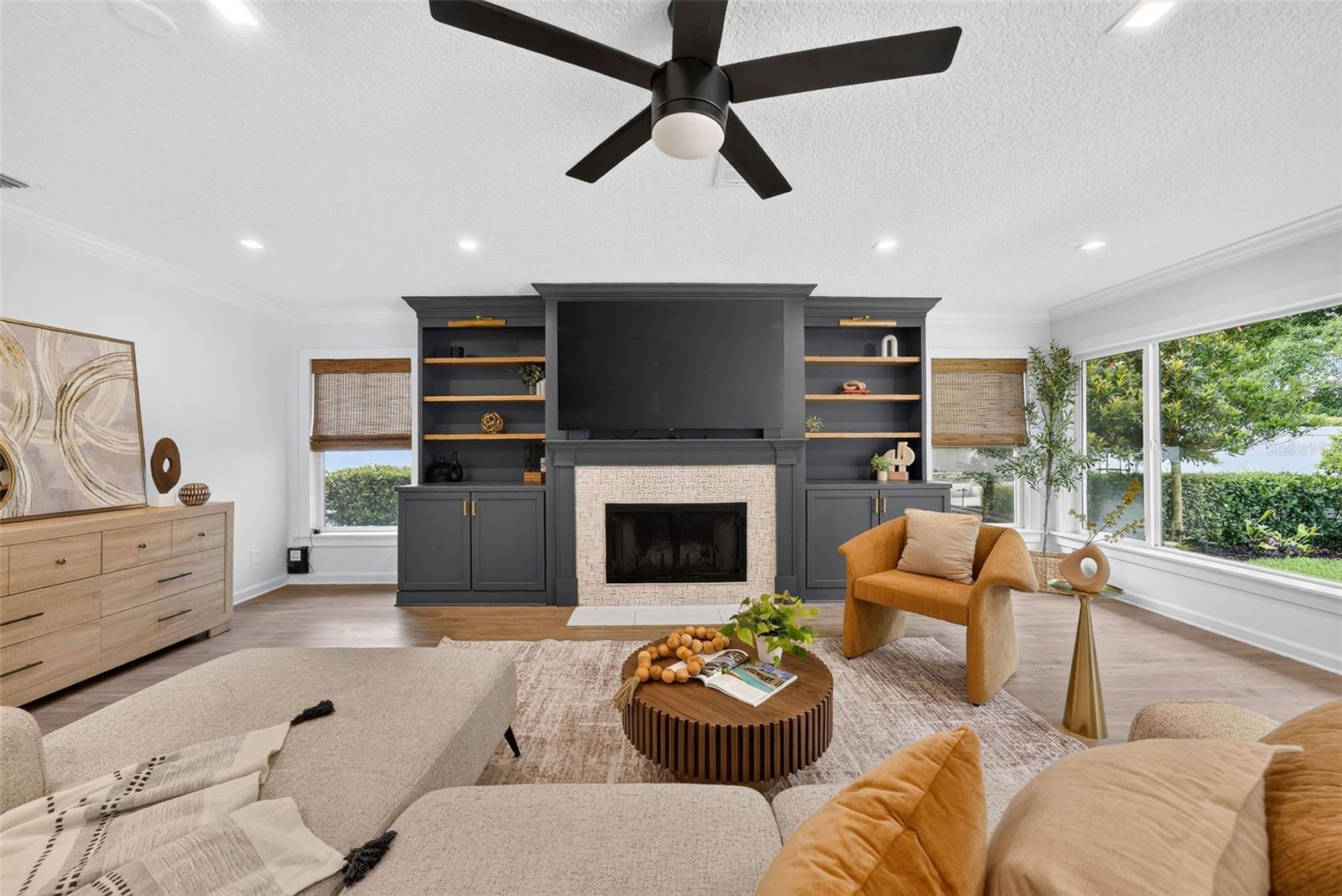 OAKLAND SHORES 1ST ADD - Residential