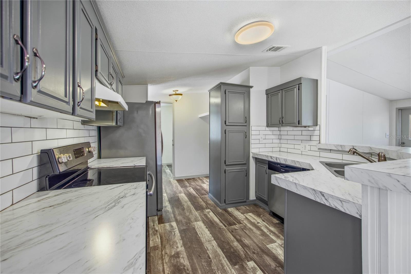 SPANISH TRACE - Residential