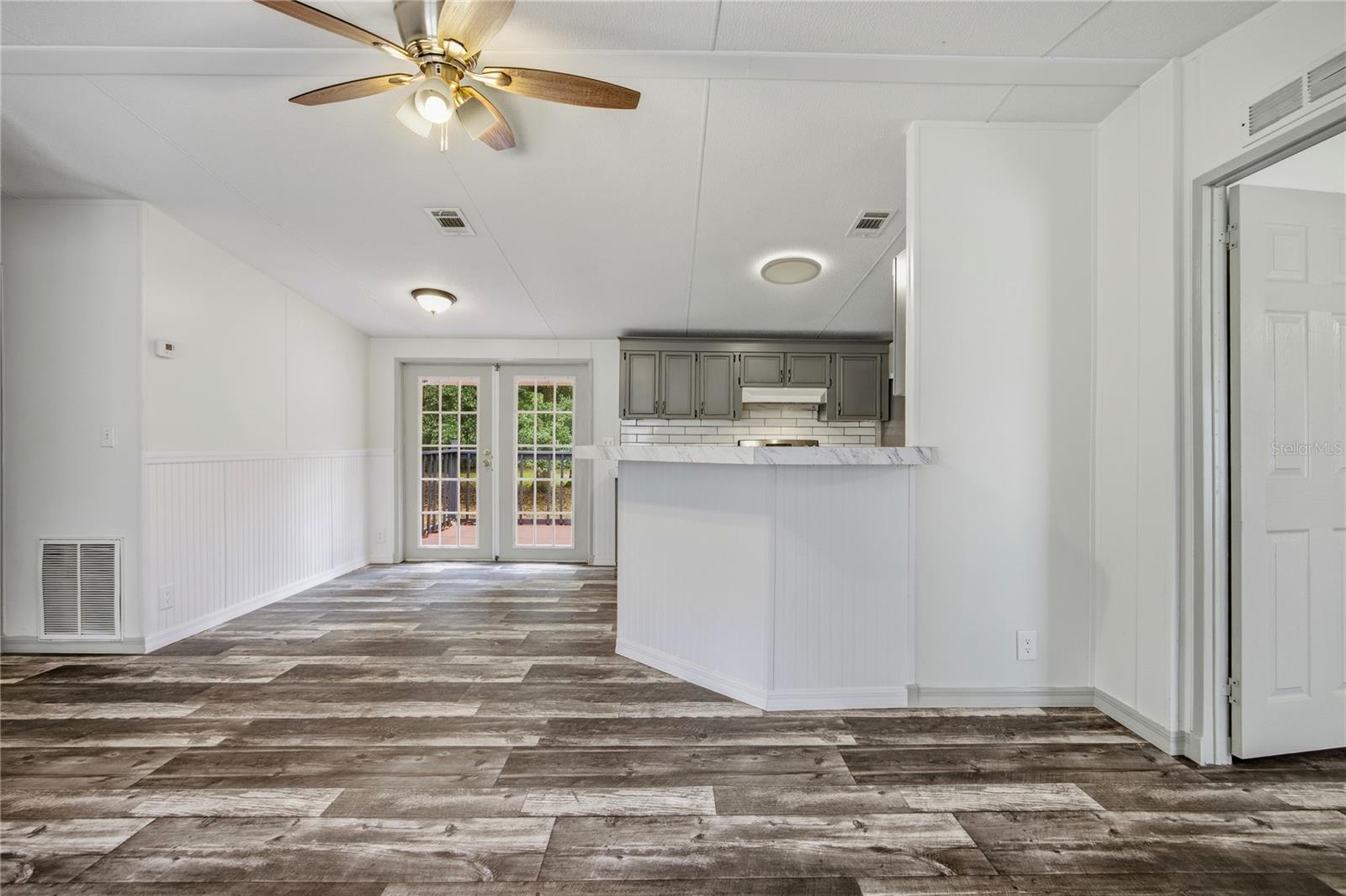 SPANISH TRACE - Residential