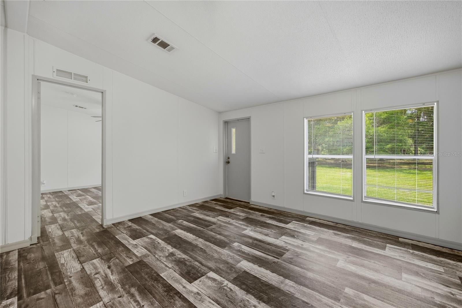 SPANISH TRACE - Residential