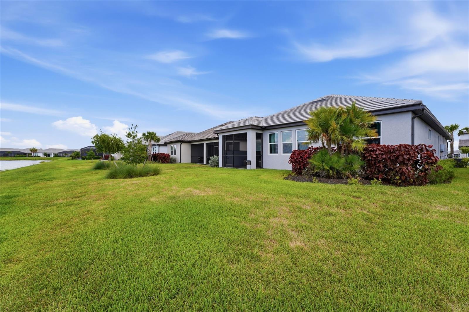 SWEETWATER/LAKEWOOD RANCH PH I - Residential